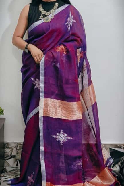 Aaravi - A Flowing River [ Linen Jamdani Saree]