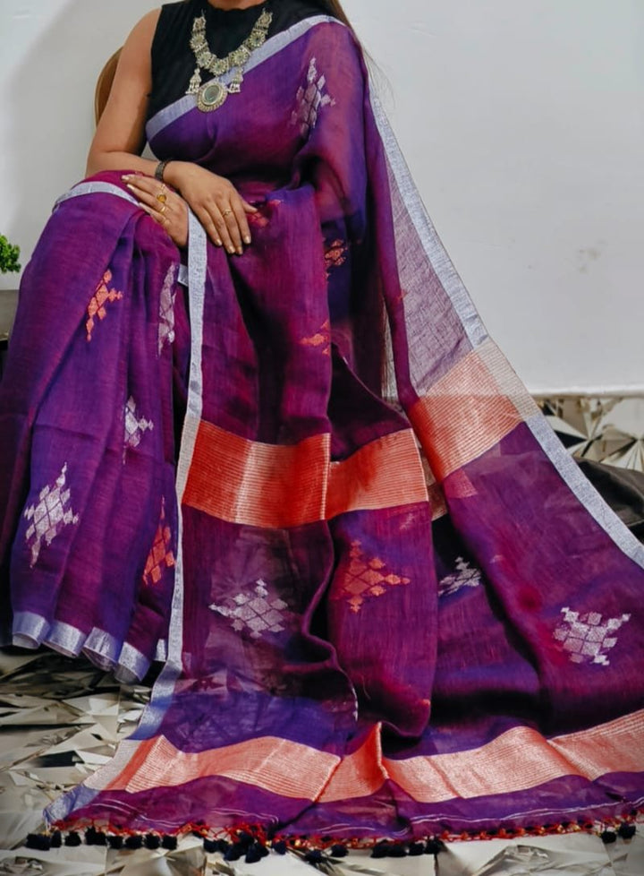 Aaravi - A Flowing River [ Linen Jamdani Saree]