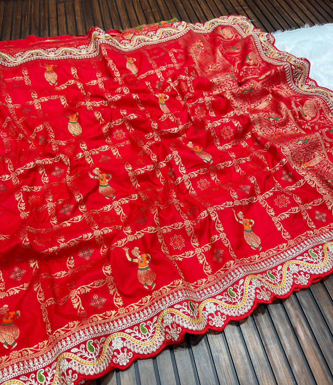 Lucky Red Dola Silk Banarasi Saree