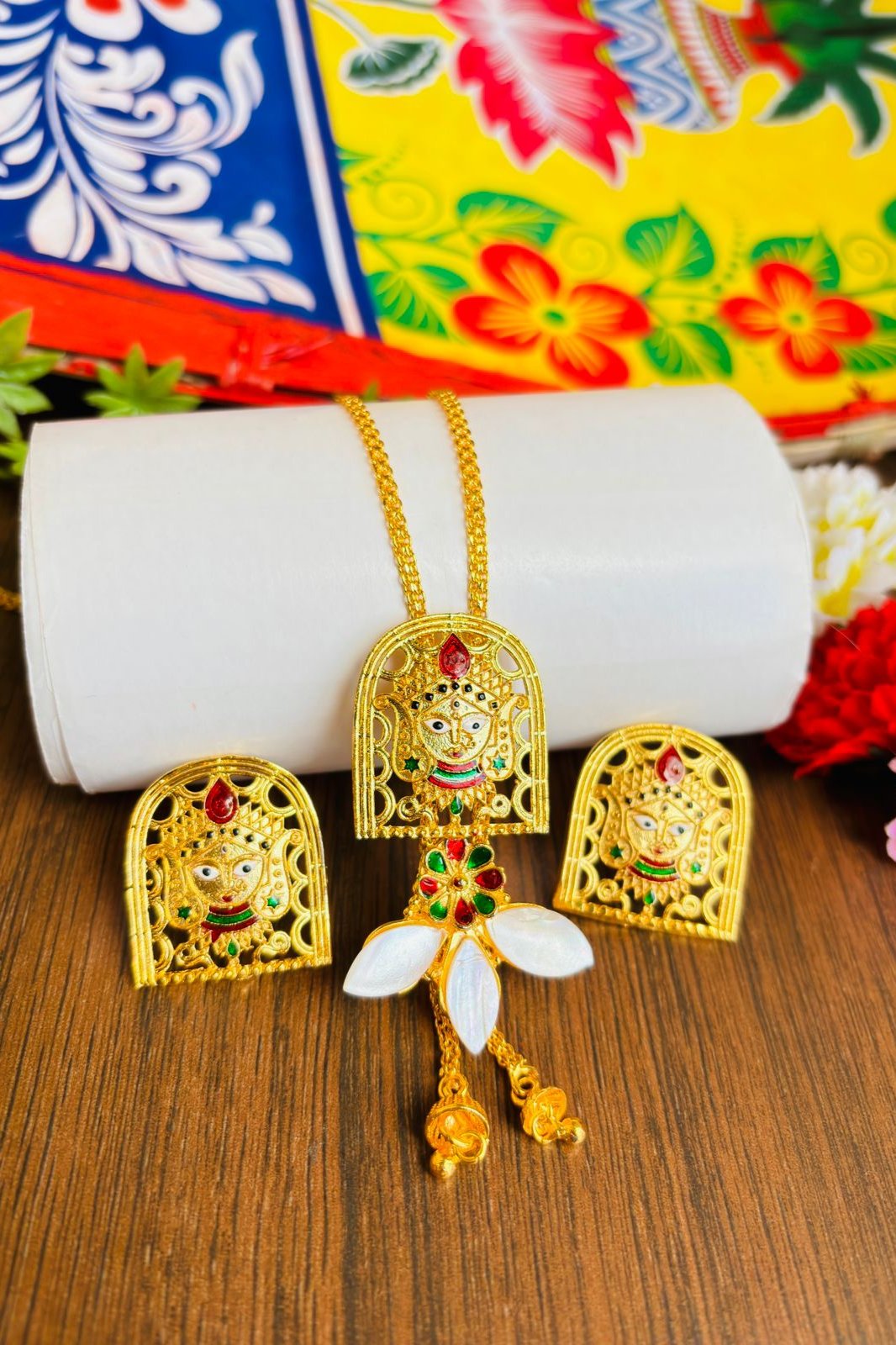 Bhavaani -Sea Shell Gold Plated Necklace Set