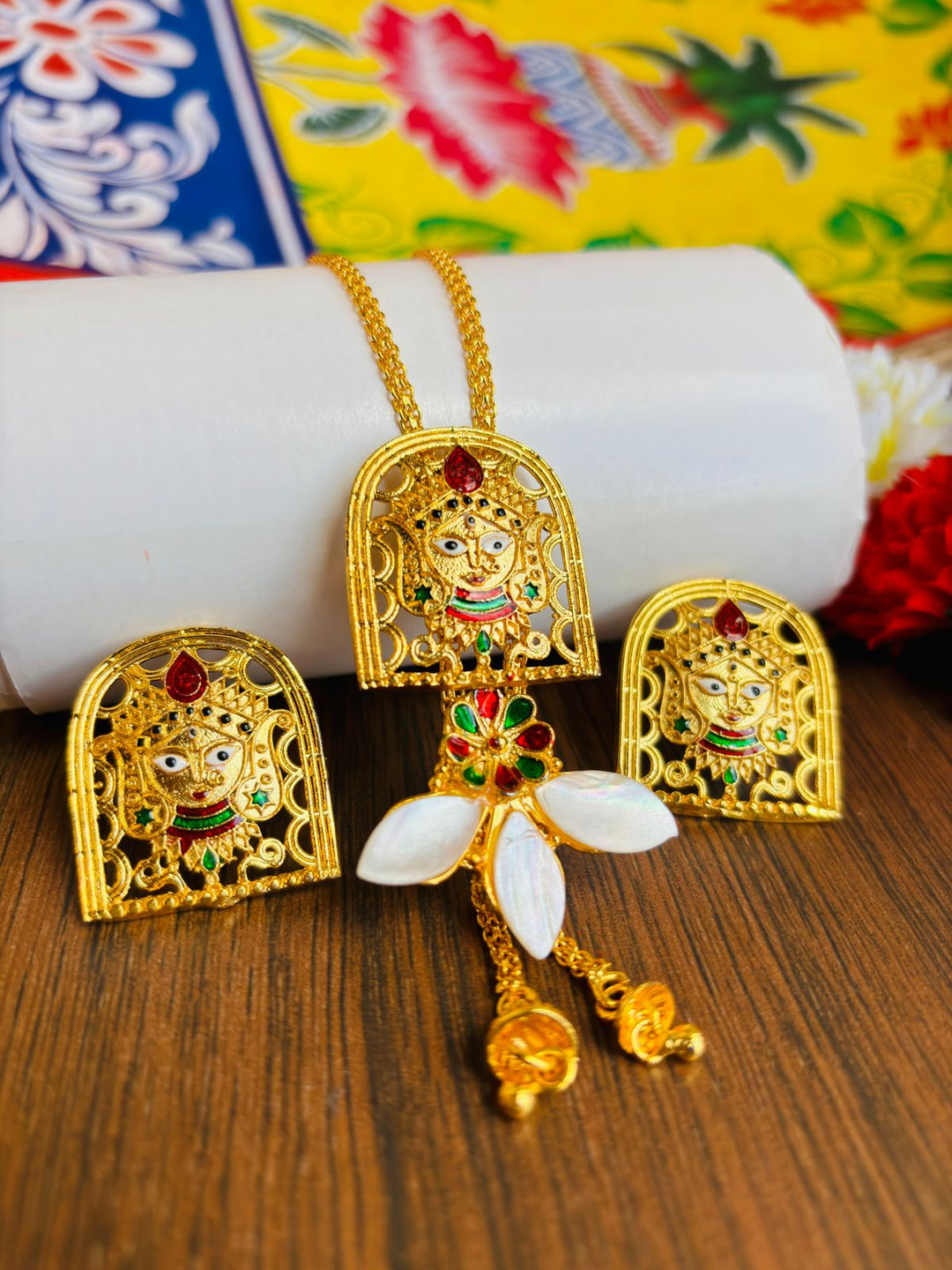 Bhavaani -Sea Shell Gold Plated Necklace Set