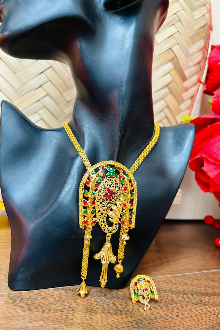 paisley Gold Plated Necklace Set