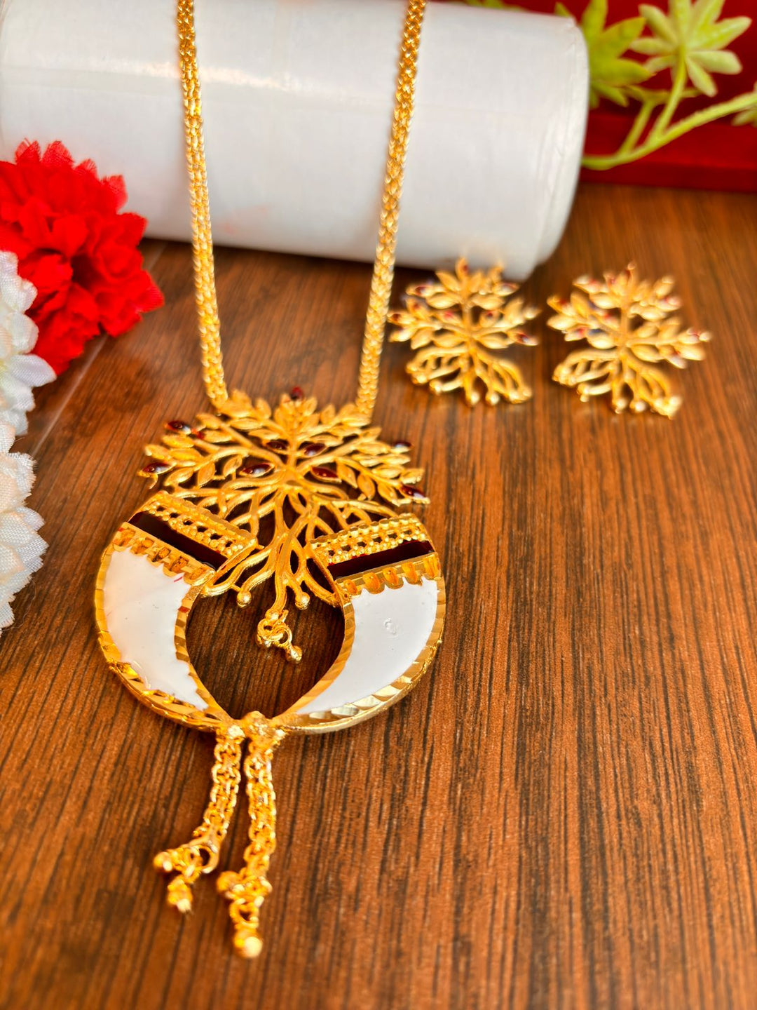 Mother Nature - Gold Plated Necklace Set