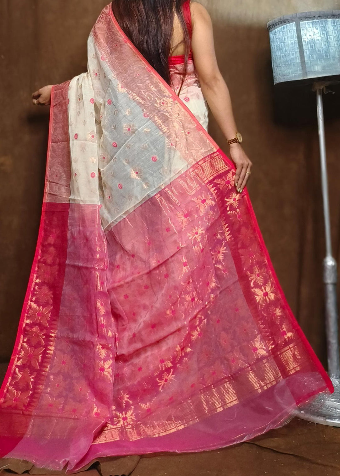 Bibhuti Dhakai Jamdani Saree