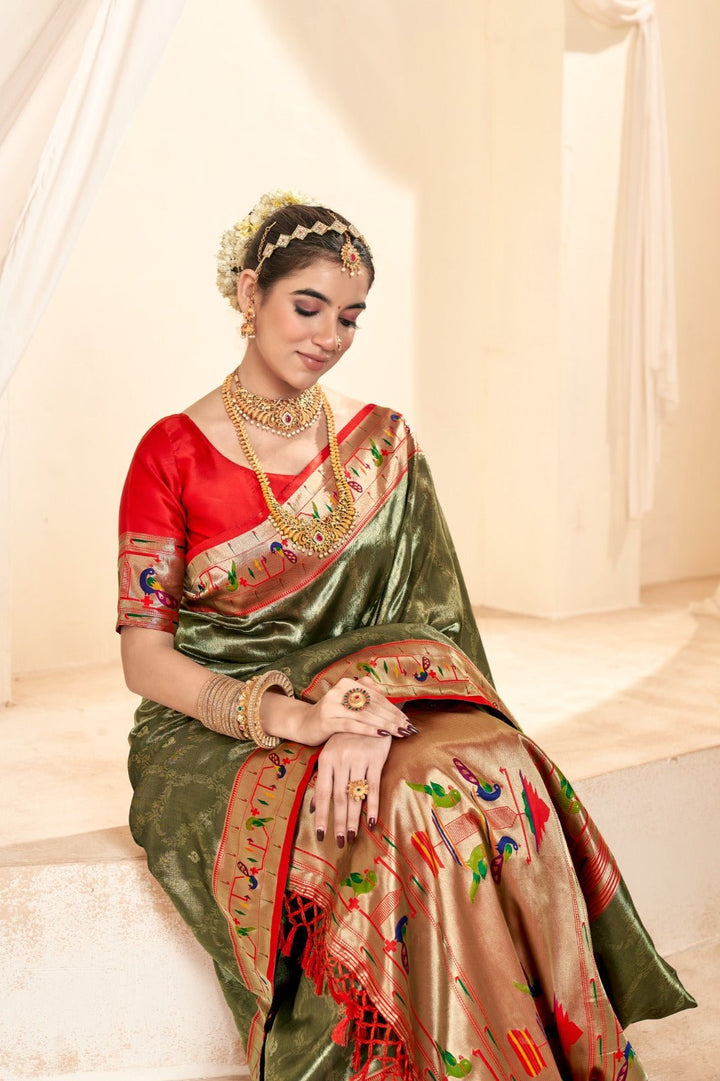 Be Amazed- A Luxurious Paithani Saree