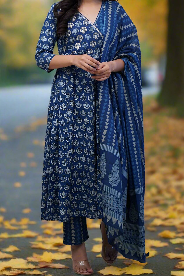 November Vives Cotton Kurti Set