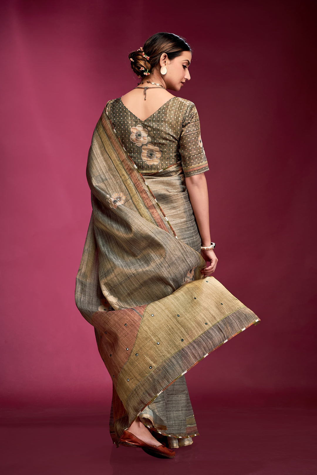 Season To Spark Tussar Silk Saree