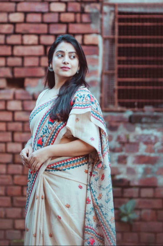 Life's Beauty Linen Saree