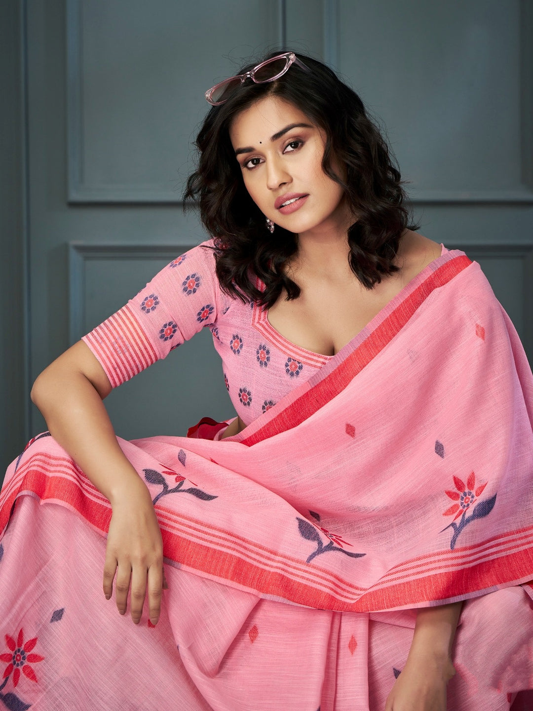 Essence of Music Linen Saree