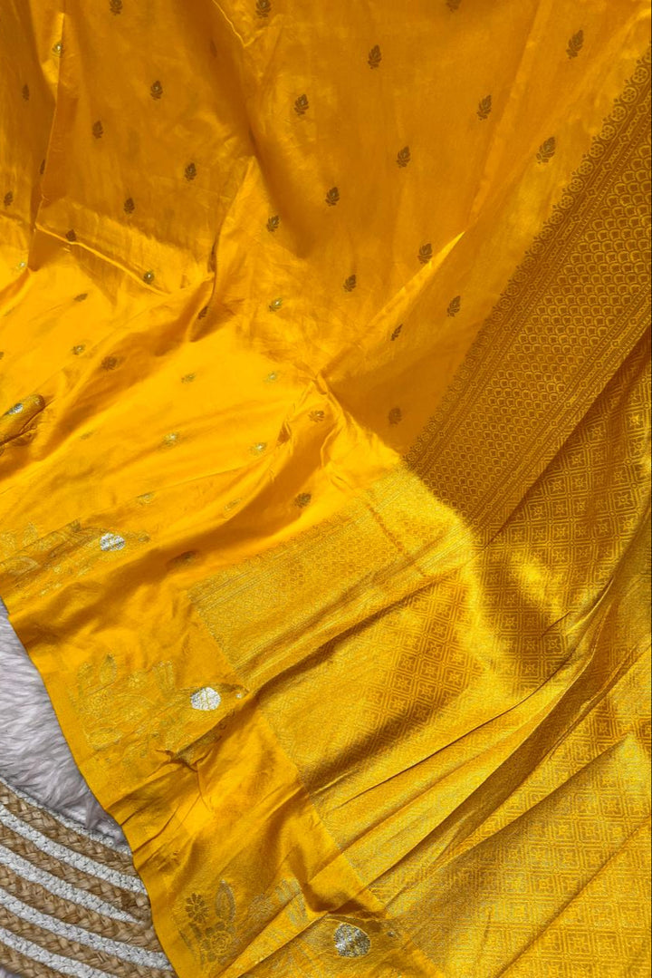 Good-Ish Banarasi Dola Silk Saree