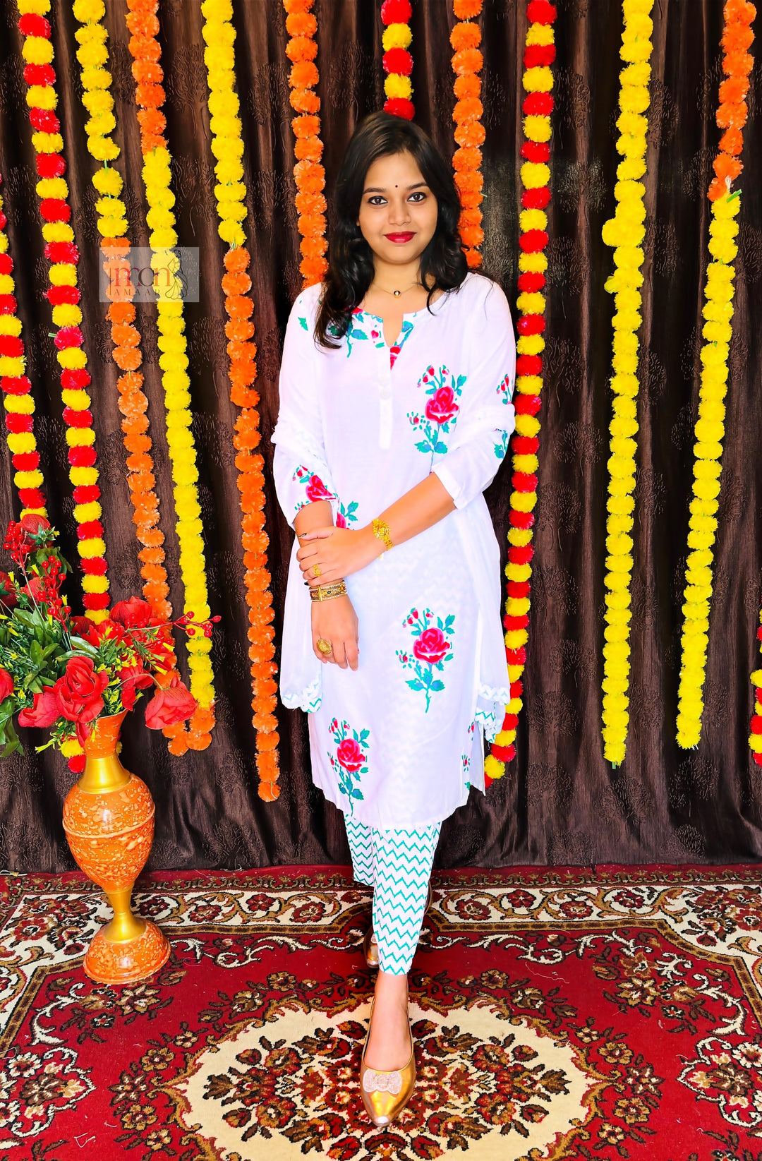 Rosy White Kurti Set