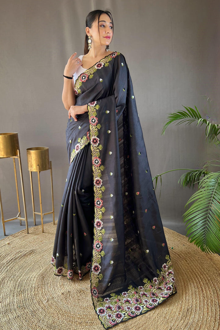 Sprinkle Of Vintage Fancy Matka Silk Saree