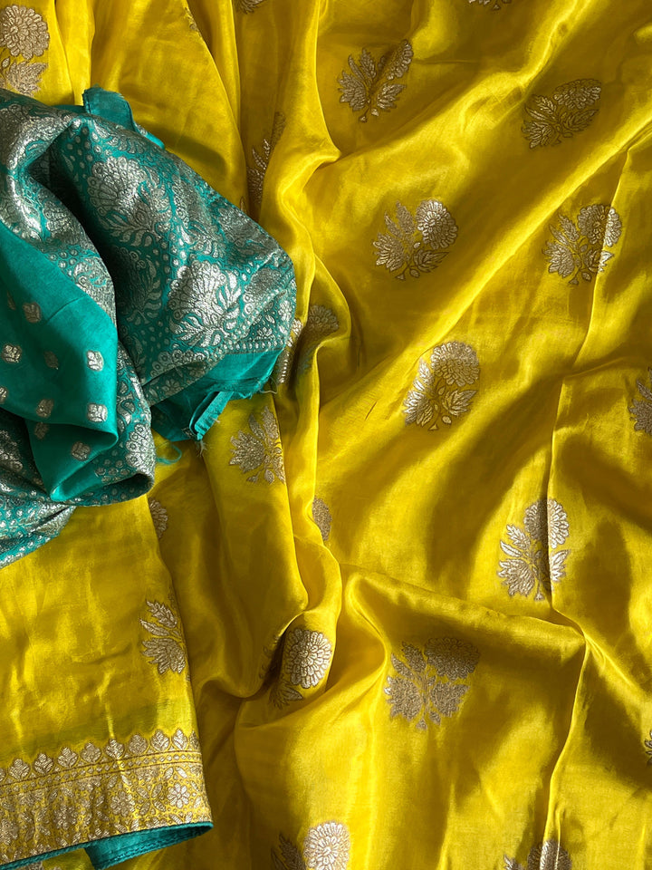 Define Dancing Banarasi Silk Saree