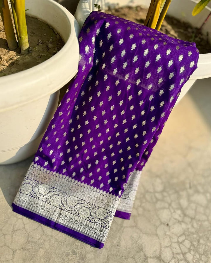 Into The Mystic Banarasi Semi Katan Georgette Silk Saree