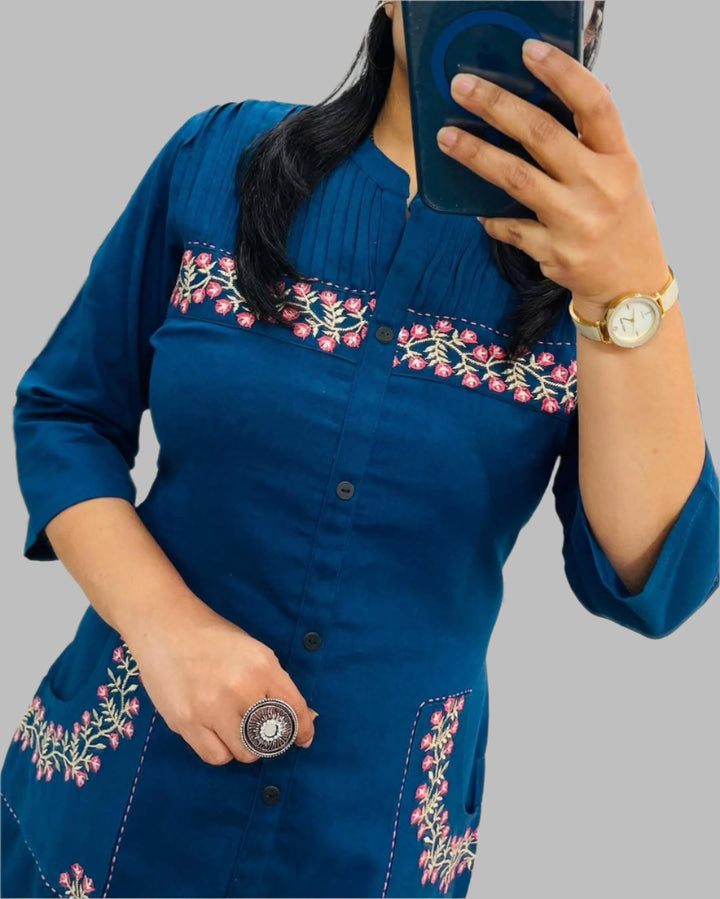 Pretty Aura Cotton Kurti Set