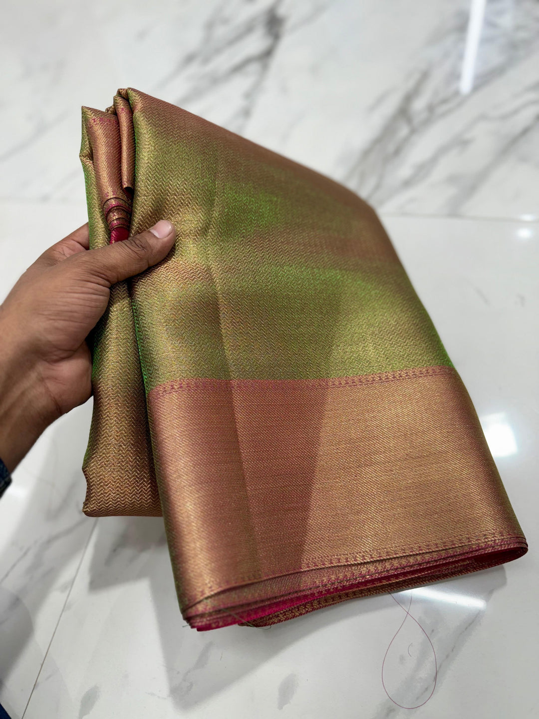 Trending Banarasi Tissue Silk Saree