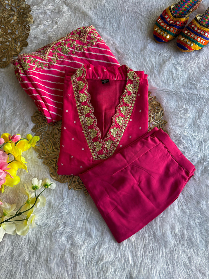 Cloudy Art Muslin Pink Kurti Set