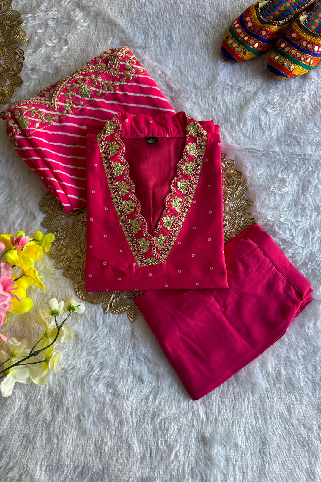 Cloudy Art Muslin Pink Kurti Set