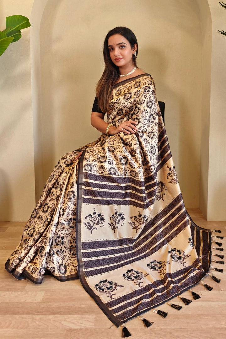 Written In The Stars Dola Silk Saree
