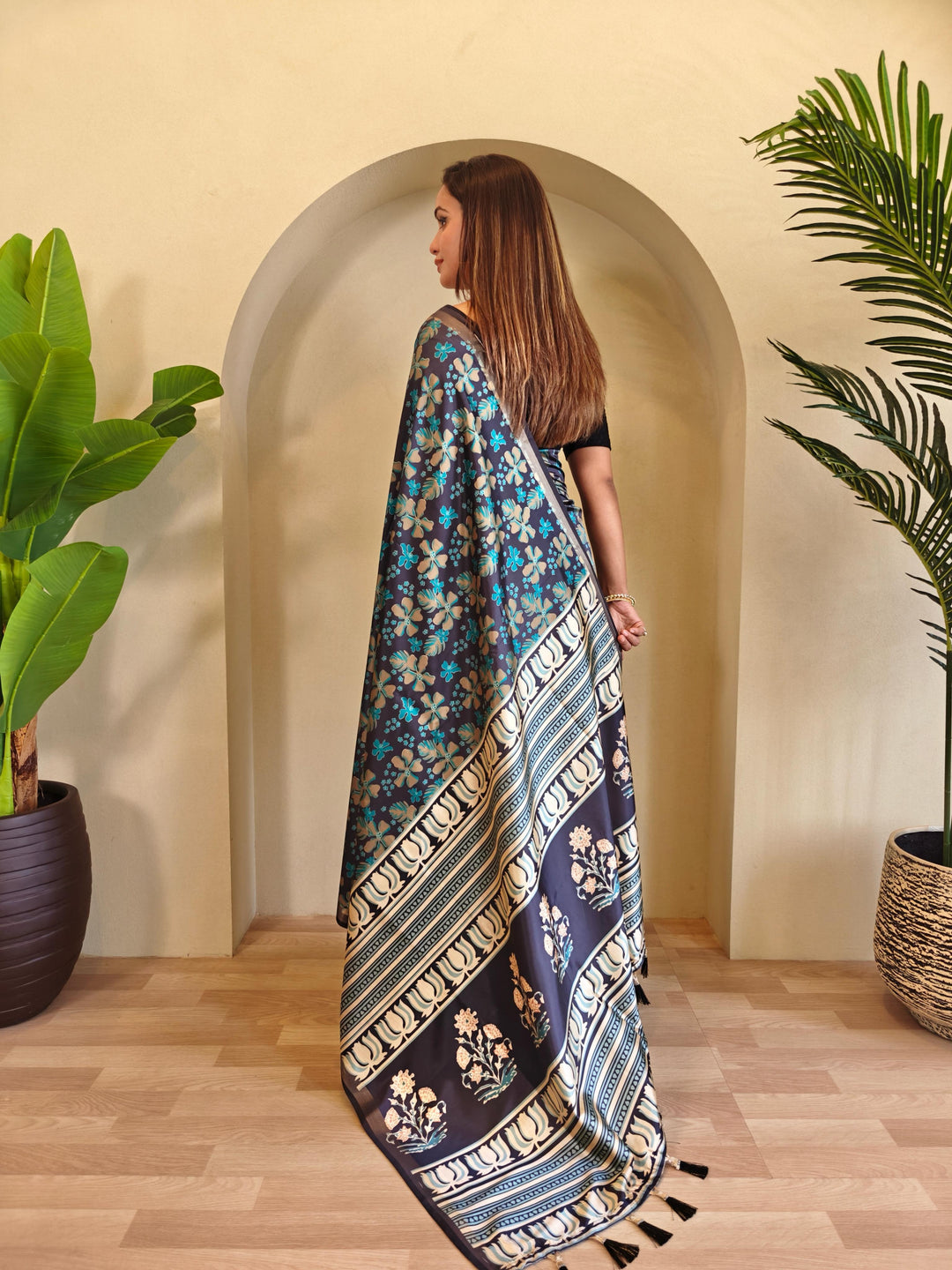 Written In The Stars Dola Silk Saree