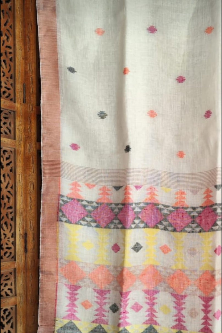 The Flow Of Bengal Linen Jamdani Saree