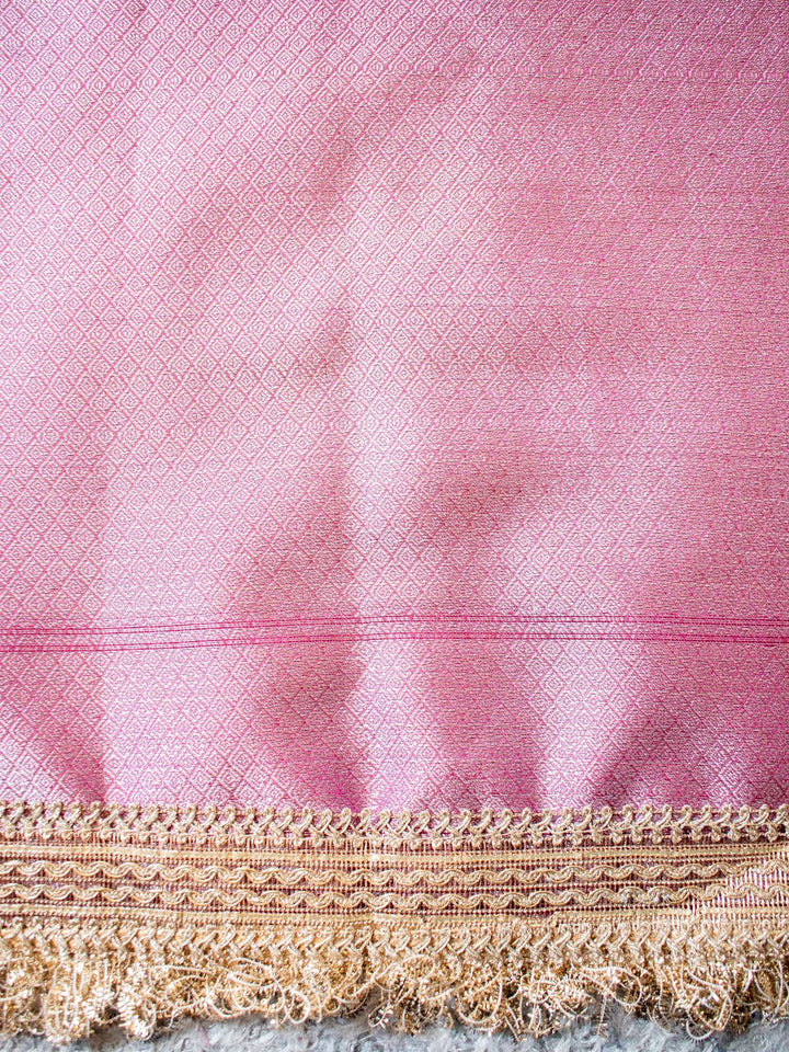 Rise And Reach Banarasi Tissue Silk Saree