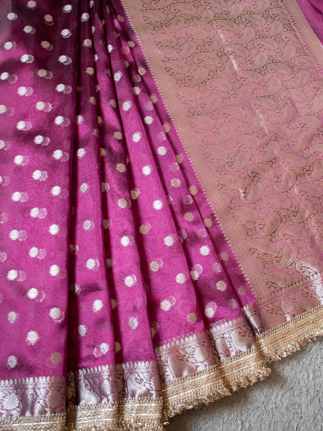 Rise And Reach Banarasi Tissue Silk Saree