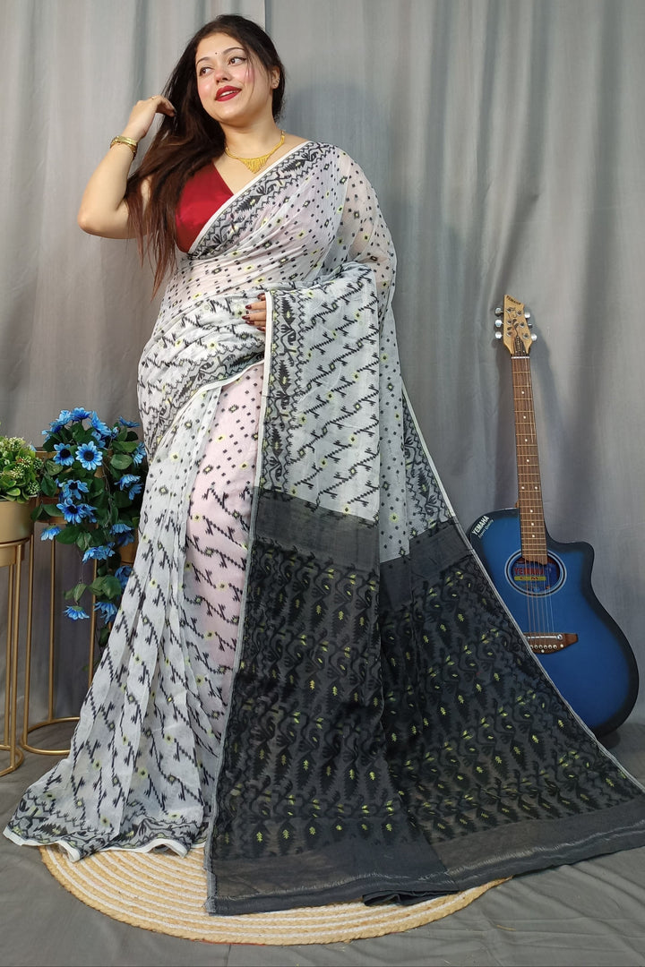 Rangmahal Dhakai Jamdani Saree