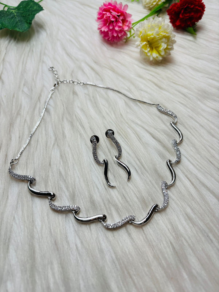 Luna Royale  - Fancy Necklace Set