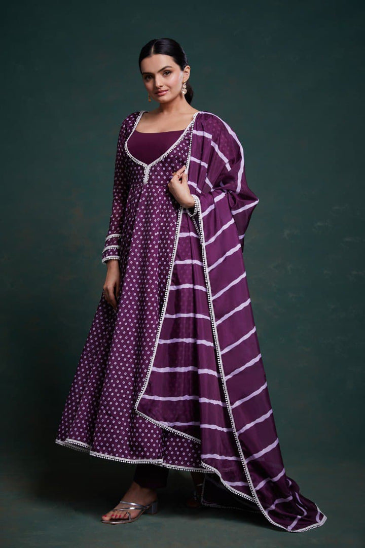 Gulnoor Crepe Anarkali Set