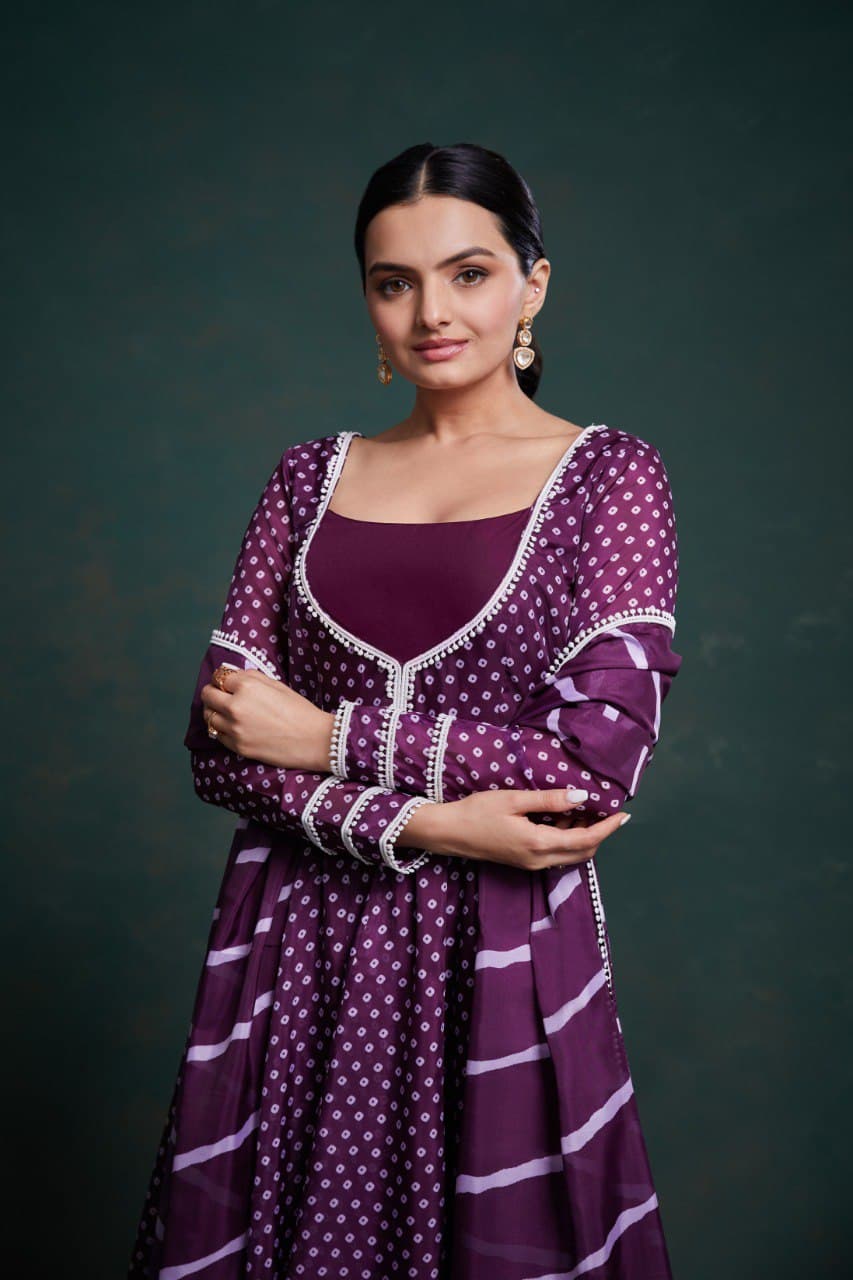 Gulnoor Crepe Anarkali Set
