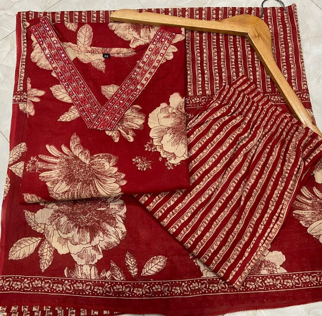 Neeli Baadal Cotton Kurti Set