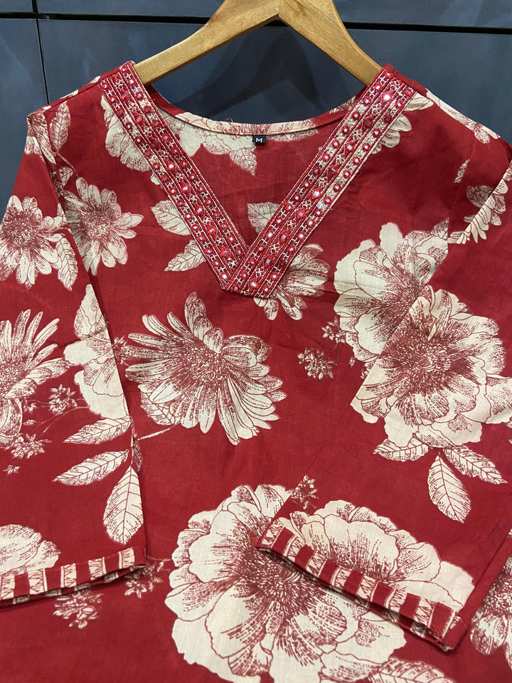 Neeli Baadal Cotton Kurti Set