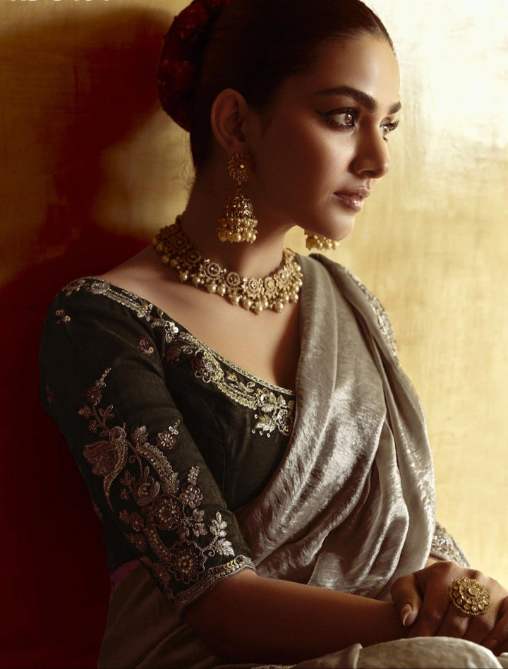 Looks Beautiful Fancy Silk Saree