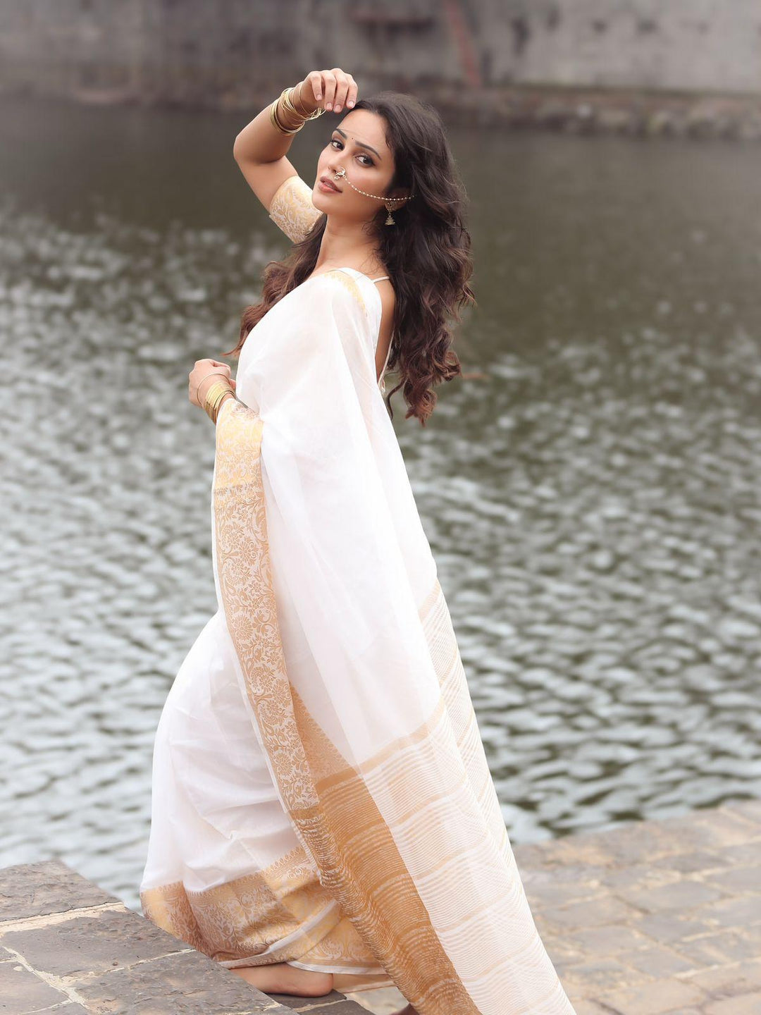 Model Inspired White Onam Cotton Saree