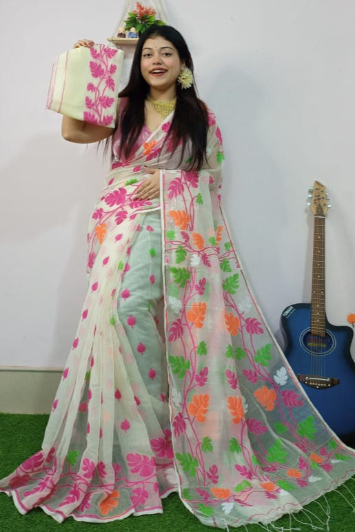 Moner Rong Dhakai Jamdani Saree