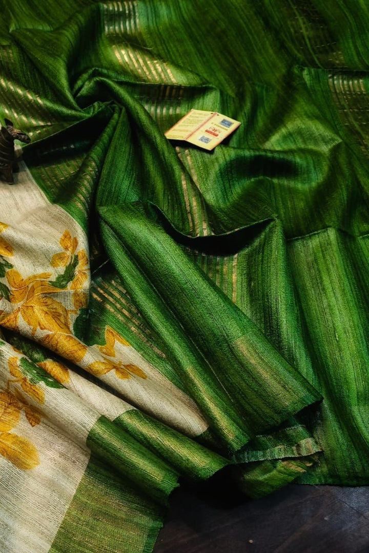 Golden Wand Ghicha Tussar Silk Saree