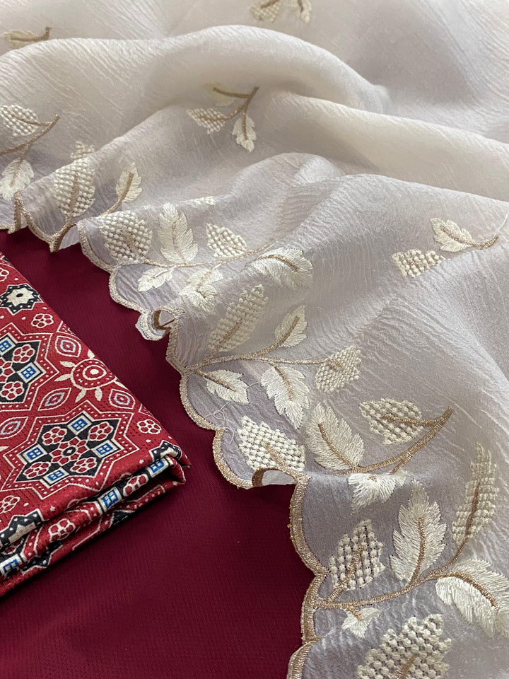 Rose of Dawn Crush Georgette Silk Saree