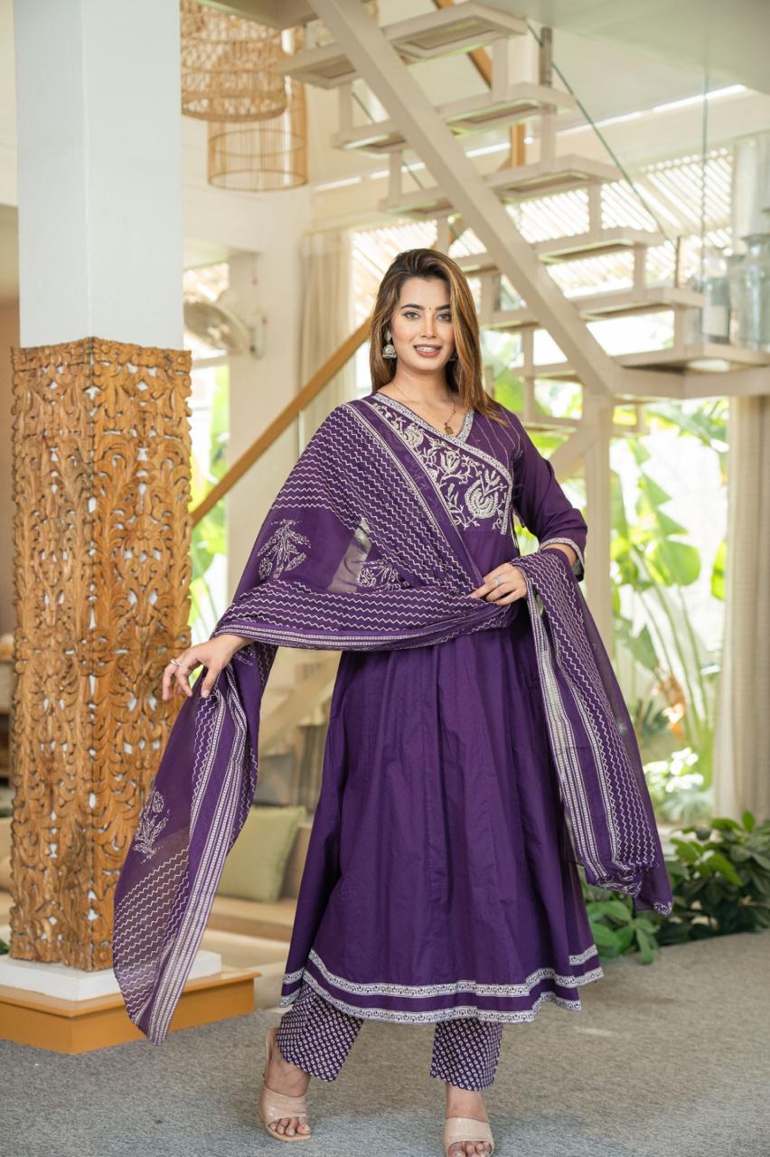 Age Old Art Cotton Kurti Set