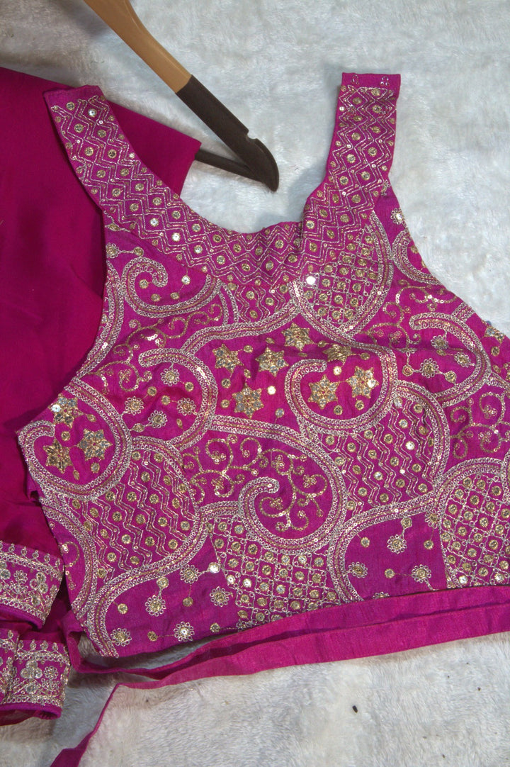 Sunehri Rang Rangoli Silk Saree