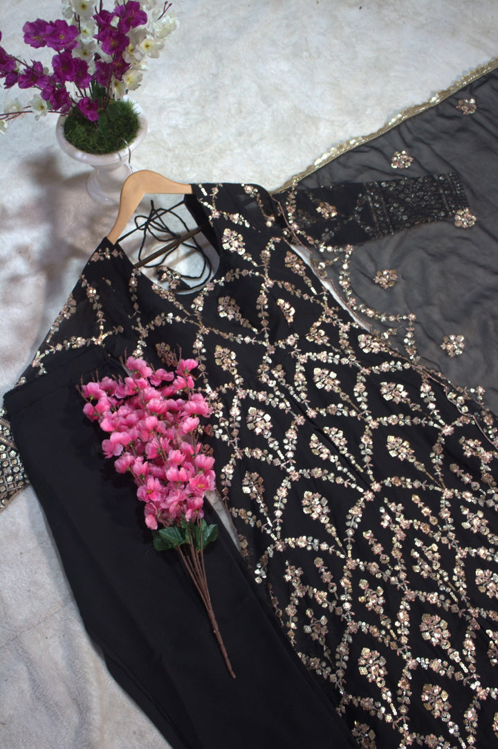 Shyahi Rang Georgette Kurti