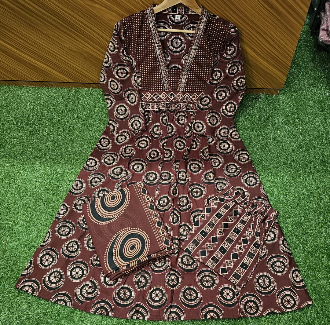 Ivorymist Cotton Kurti Set