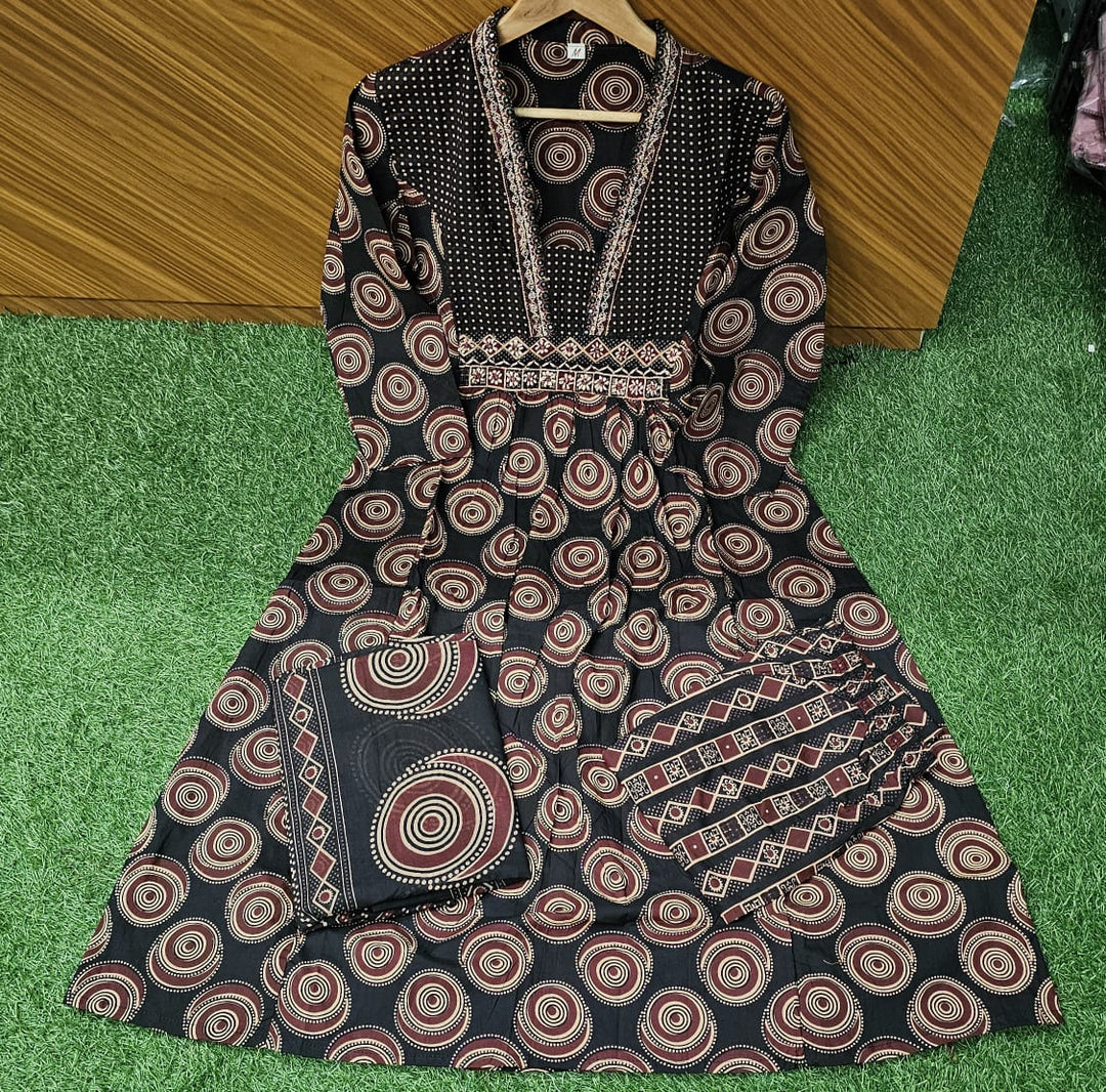 Ivorymist Cotton Kurti Set