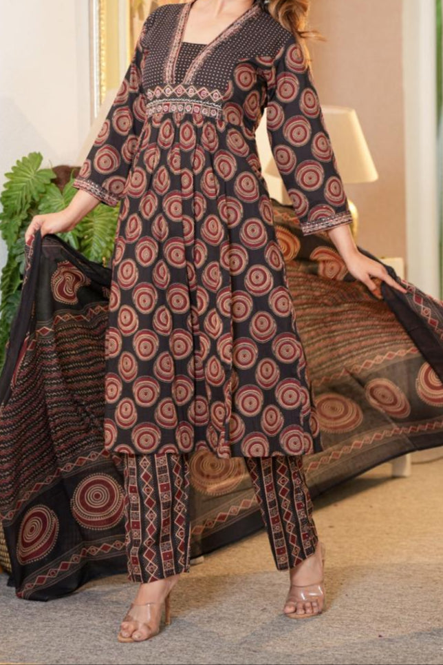 Ivorymist Cotton Kurti Set
