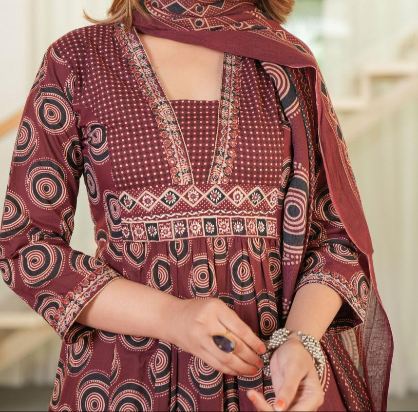 Ivorymist Cotton Kurti Set