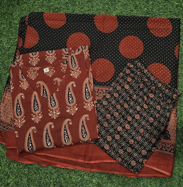 The Meadow Flower Cotton Kurti Set