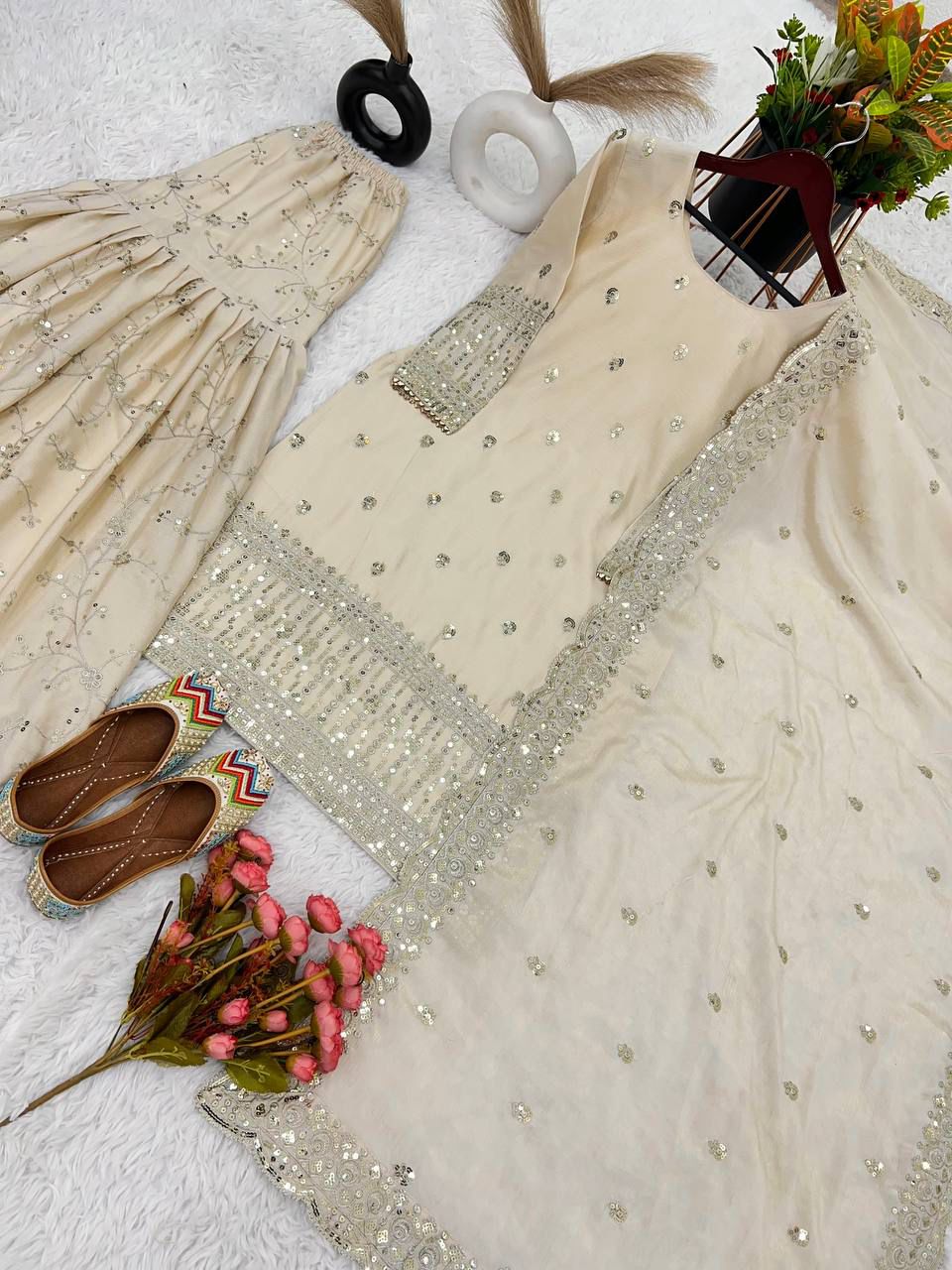 Rasam-e-Mohabbat Gharara Kurti Set