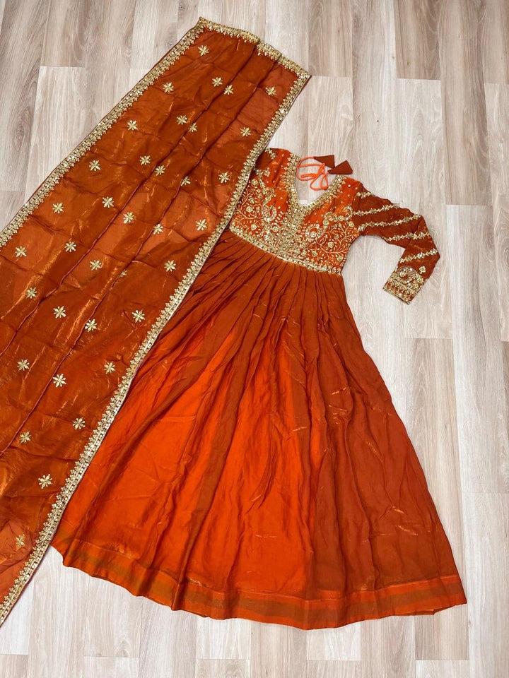 Dewdrop Bliss Fancy Silk Gown Set