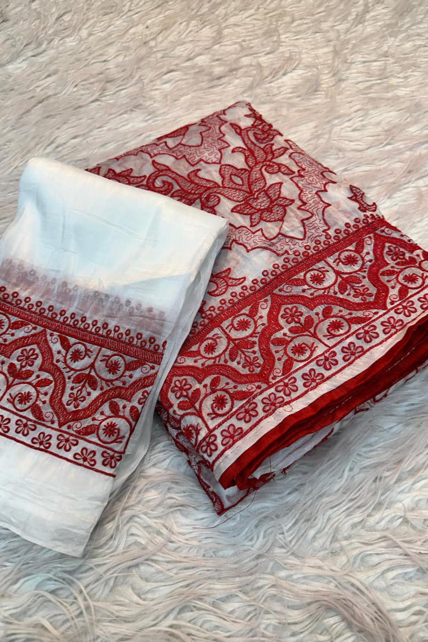 Laal Agomoni Gold Crush Saree