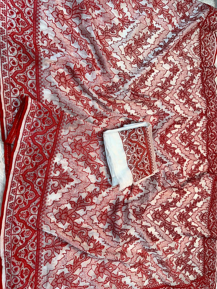 Laal Agomoni Gold Crush Saree